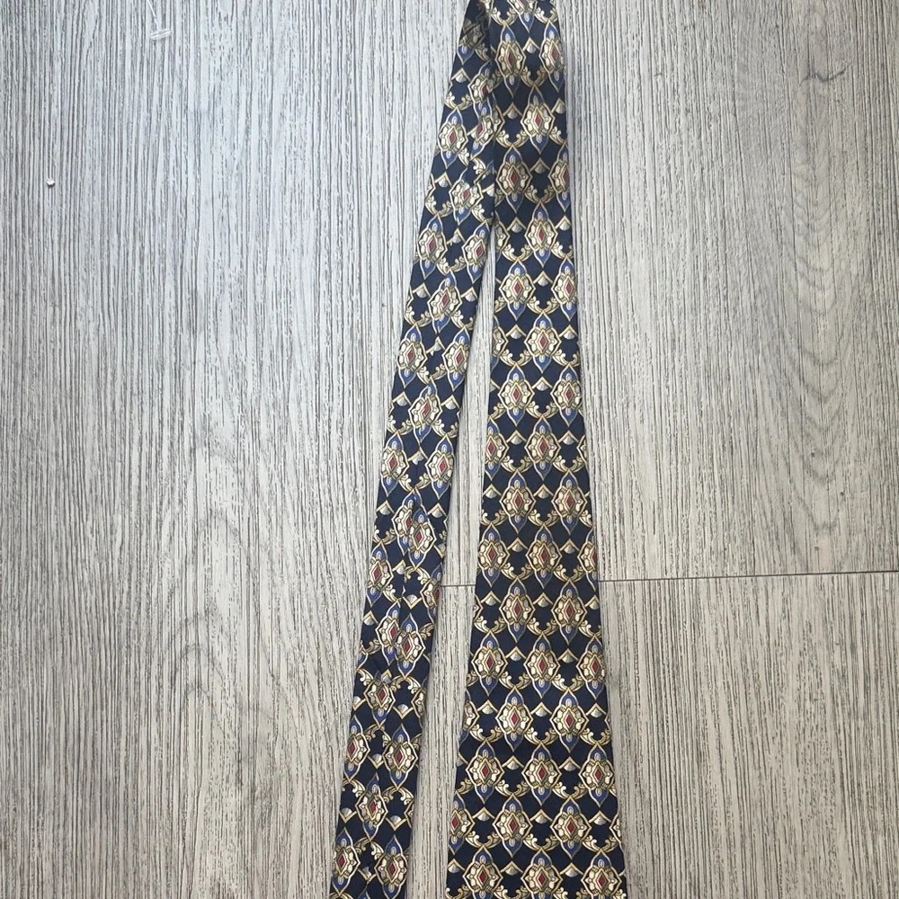 Dior stylish tie